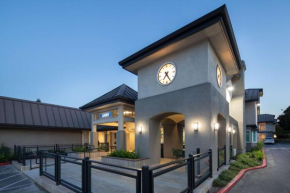 Гостиница Best Western Silicon Valley Inn  Саннивейл